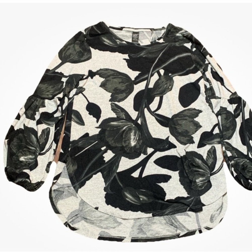 Lildy Tunic Shirt Women’s L/XL Grey Black Roses Goth Top Long Sleeve